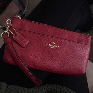 COACH hand purse/wristlet 💞